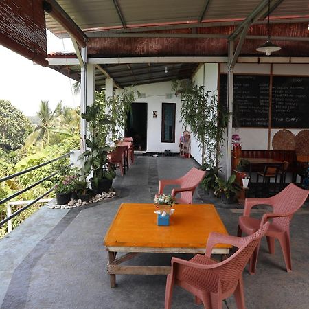 The View Padang, Amazing View, 8 Mins Mentawai Fast Ferry, Cold Beer,Close To Restaurants Exterior foto