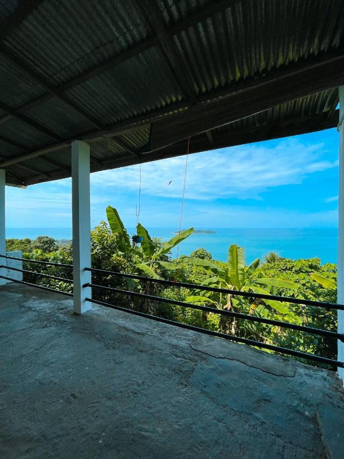 The View Padang, Amazing View, 8 Mins Mentawai Fast Ferry, Cold Beer,Close To Restaurants Exterior foto