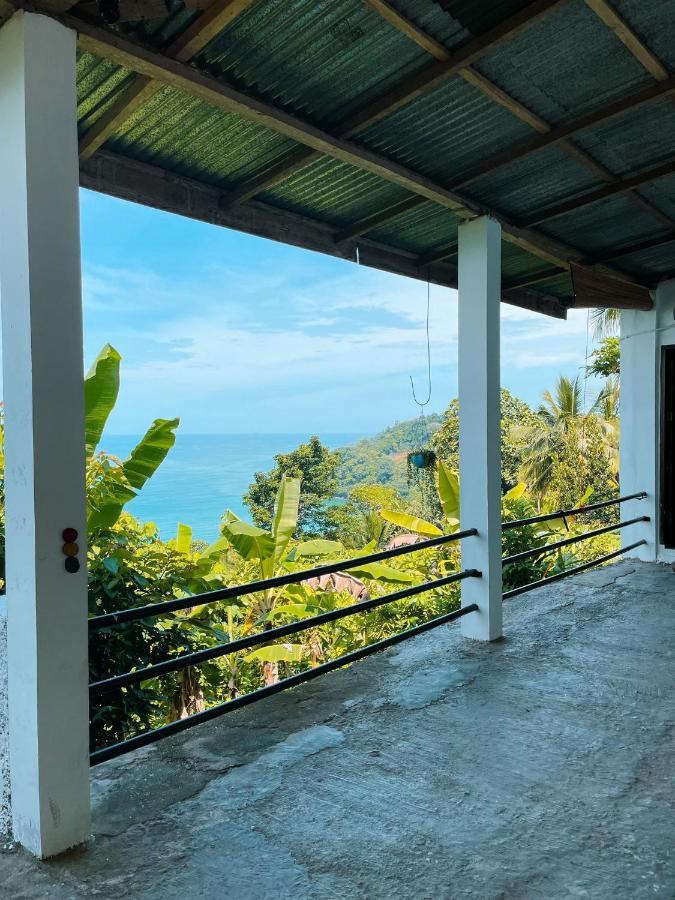 The View Padang, Amazing View, 8 Mins Mentawai Fast Ferry, Cold Beer,Close To Restaurants Exterior foto