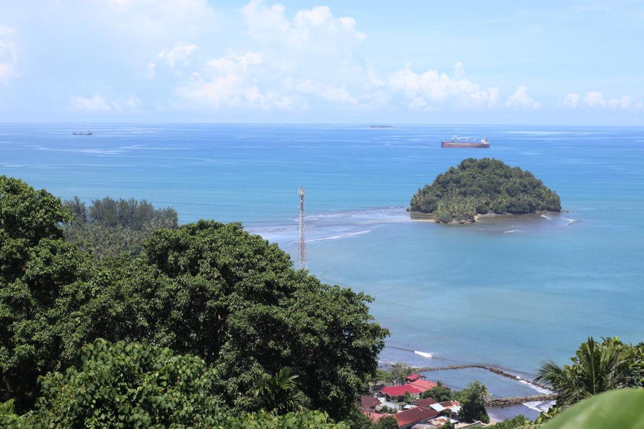 The View Padang, Amazing View, 8 Mins Mentawai Fast Ferry, Cold Beer,Close To Restaurants Exterior foto